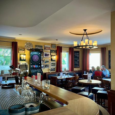 Hotel Zu Den Linden ヴァッハトベルク エクステリア 写真