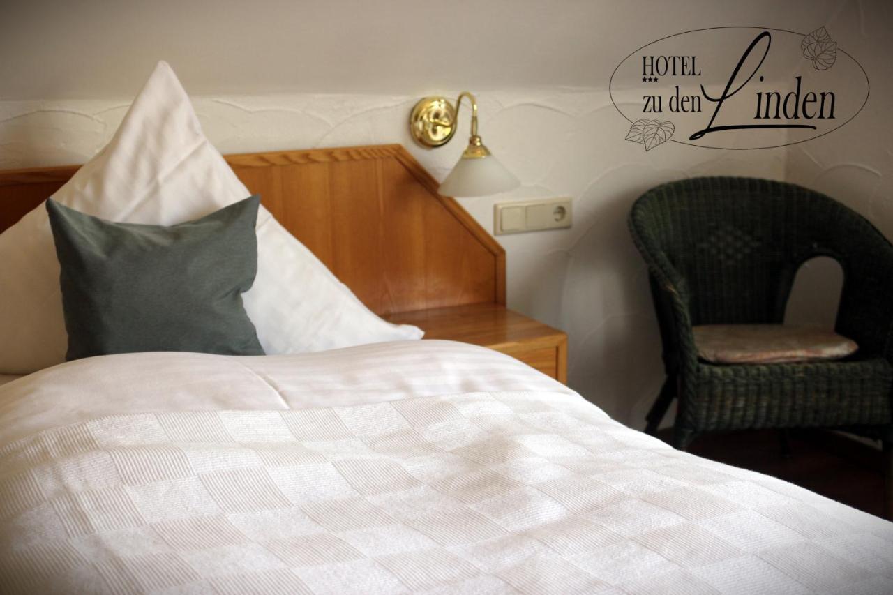 Hotel Zu Den Linden ヴァッハトベルク エクステリア 写真