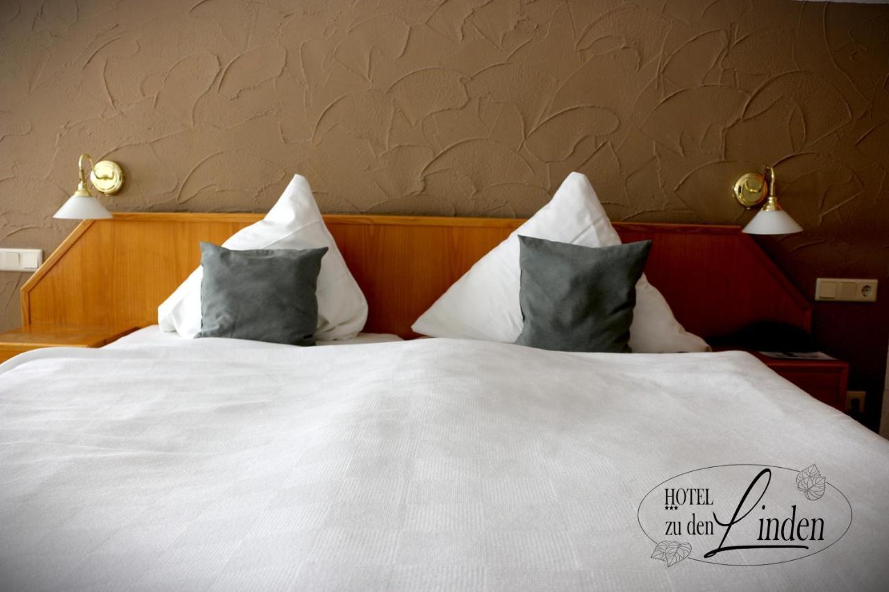 Hotel Zu Den Linden ヴァッハトベルク エクステリア 写真