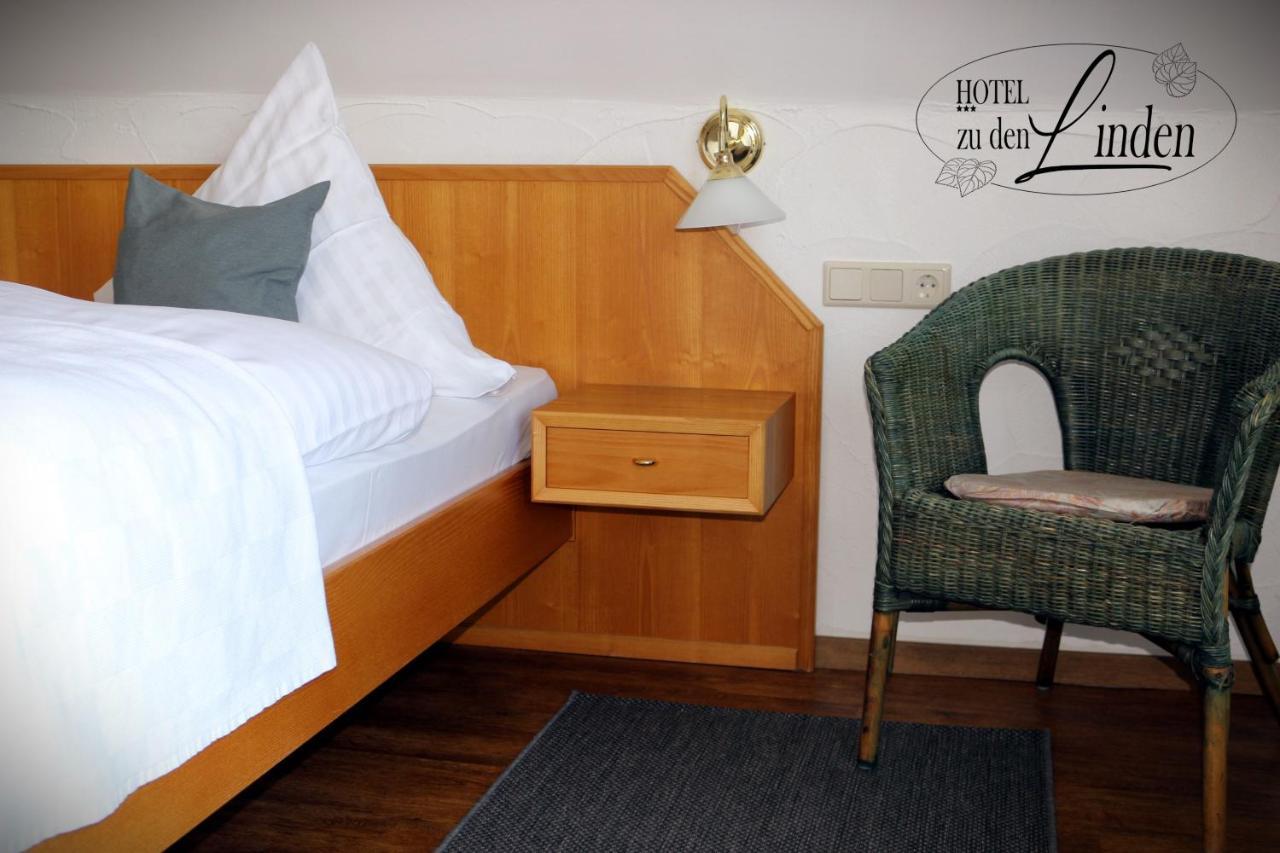 Hotel Zu Den Linden ヴァッハトベルク エクステリア 写真