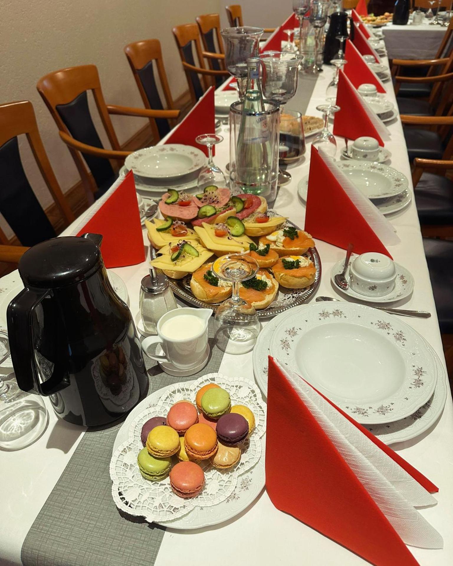 Hotel Zu Den Linden ヴァッハトベルク エクステリア 写真