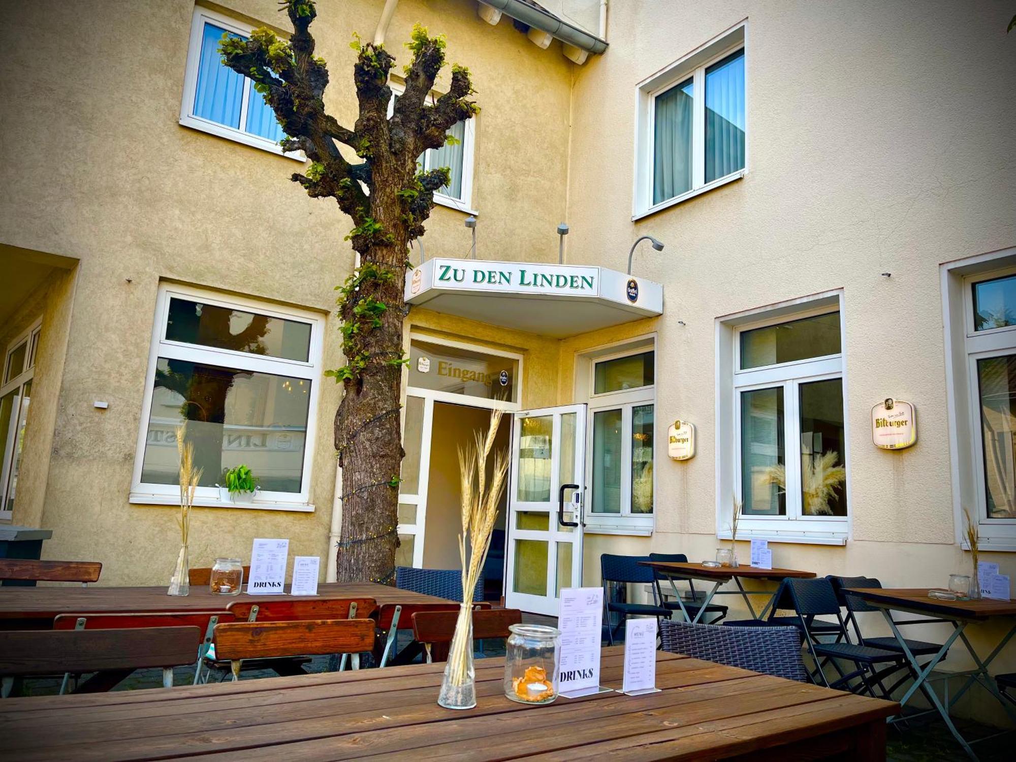 Hotel Zu Den Linden ヴァッハトベルク エクステリア 写真